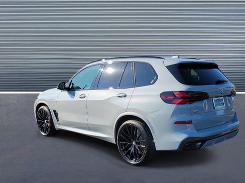 New 2026 BMW X5 M60i image 4
