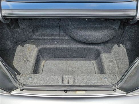 Used 2004 Honda S2000 image 6