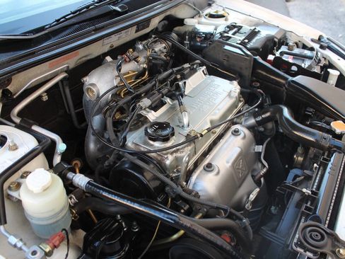 Used 2004 Mitsubishi Lancer ES image 11