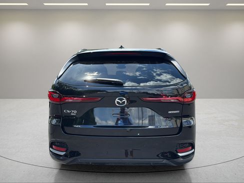 Certified 2025 MAZDA CX-70 Plug-In Hybrid w/ Premium Plus AWD/4WD image 7