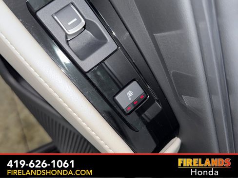 Certified 2024 Honda Accord Touring image 30