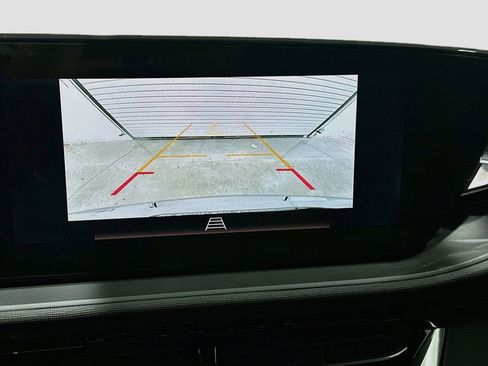 New 2026 Buick Envista Preferred FWD image 13