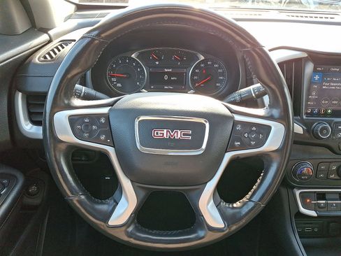 Certified 2022 GMC Terrain SLT w/ Tech Package image 16