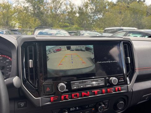 Used 2026 Nissan Frontier PRO-4X AWD/4WD image 22