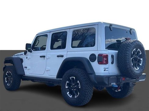 New 2025 Jeep Wrangler Unlimited Rubicon 4xe w/ Technology Group AWD/4WD image 4