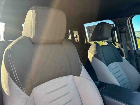 Used 2024 Toyota Tacoma TRD Off-Road image 23