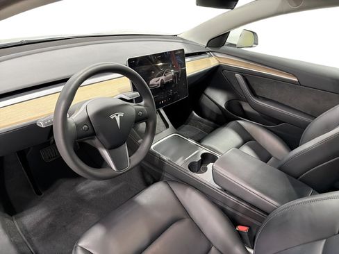 Certified 2023 Tesla Model 3 Standard Range RWD image 9