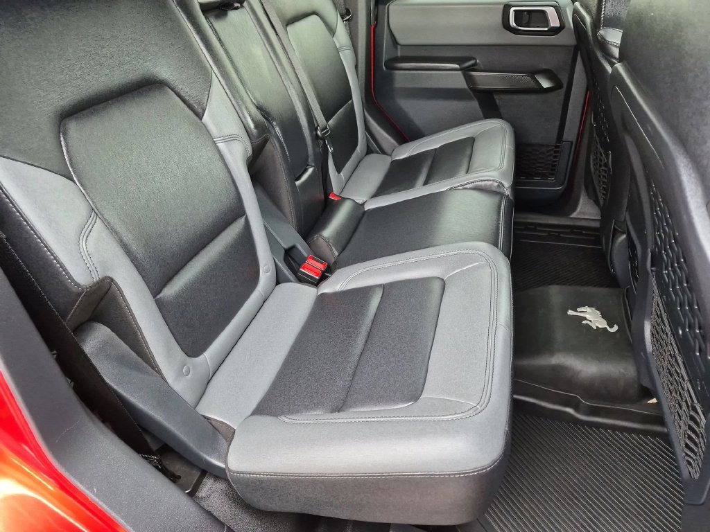 Used 2024 Ford Bronco Black Diamond AWD/4WD image 21
