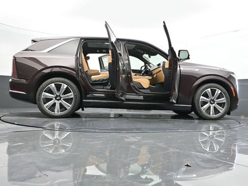 New 2025 Cadillac Escalade IQ Luxury 2 image 75