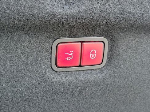 Used 2023 Mercedes-Benz SL 55 AMG 4MATIC image 10
