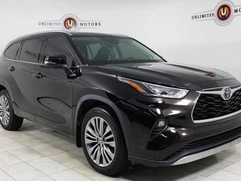 Used 2021 Toyota Highlander Platinum image 40