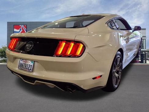 Used 2015 Ford Mustang 50 Years RWD image 22