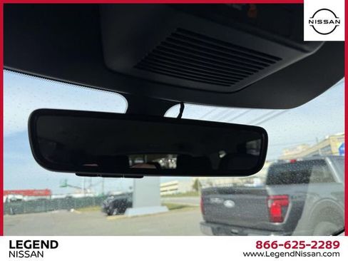 Used 2023 Nissan Pathfinder SL image 31