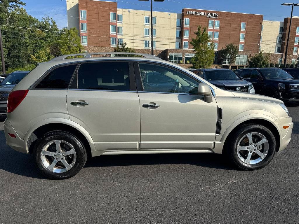 Used 2014 Chevrolet Captiva Sport LT FWD image 8