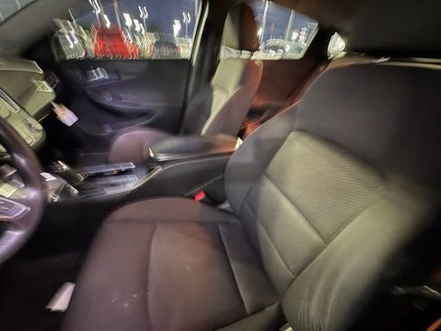 Used 2018 Chevrolet Malibu LT image 11