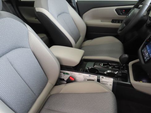 New 2026 Subaru Forester Premium image 27