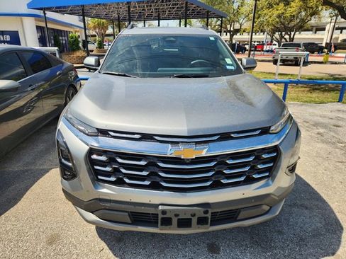 Used 2026 Chevrolet Equinox LT w/ Convenience Package II image 2