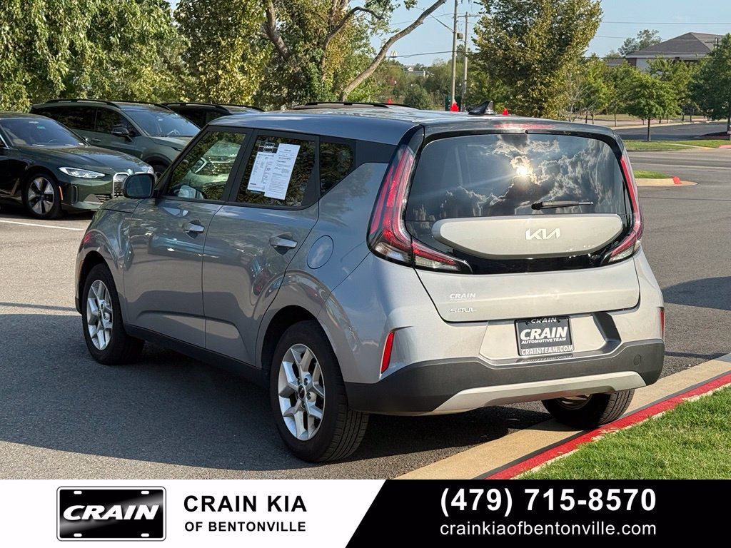 Certified 2024 Kia Soul LX w/ Option Group 015 FWD image 5