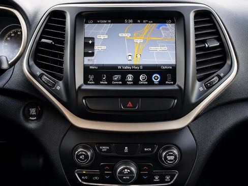 Used 2016 Jeep Cherokee Limited AWD/4WD image 15