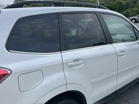 Used 2016 Subaru Forester 2.5i Limited AWD/4WD image 9