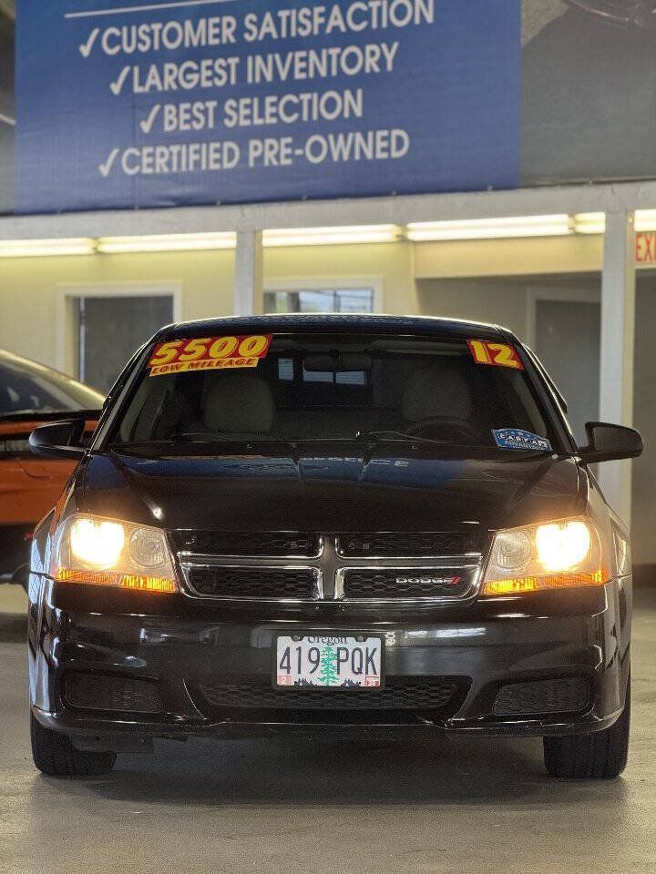 Used 2012 Dodge Avenger SE FWD image 2