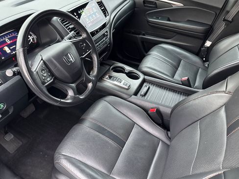 Used 2022 Honda Passport TrailSport image 4