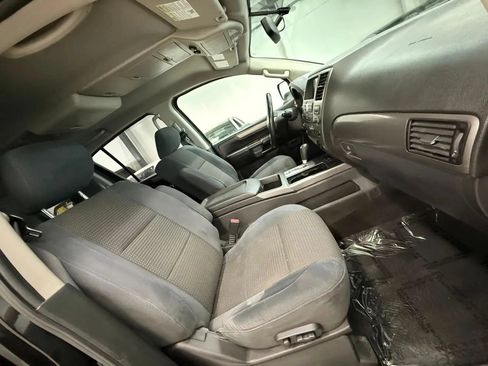 Used 2014 Nissan Armada SV AWD/4WD image 28
