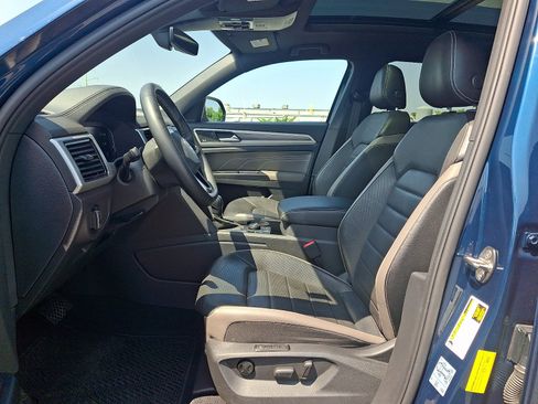 Used 2021 Volkswagen Atlas Cross Sport SEL Premium AWD/4WD image 13