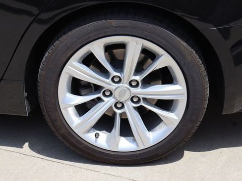 Used 2025 Cadillac CT5 Premium Luxury RWD image 28