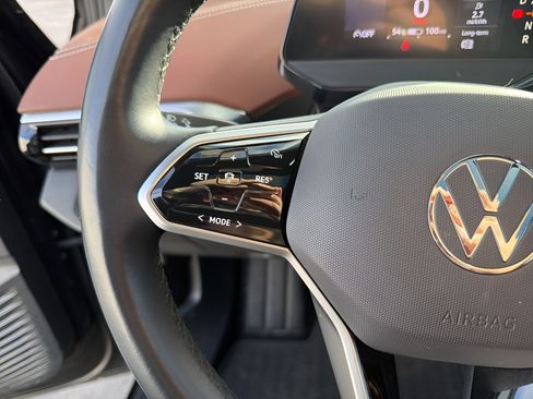 Used 2022 Volkswagen ID.4 Pro S image 13