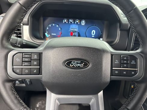 Used 2025 Ford F150 Lariat w/ Equipment Group 501A Mid image 26