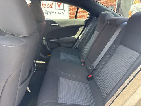 Used 2023 Dodge Charger SXT image 17