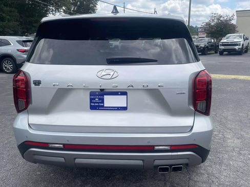 Used 2024 Hyundai Palisade Limited AWD/4WD image 4
