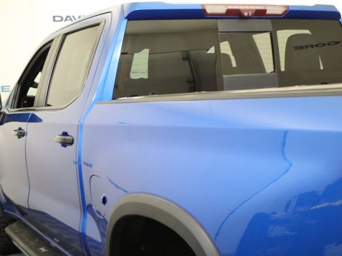 Used 2022 Chevrolet Silverado 1500 ZR2 w/ Technology Package image 10