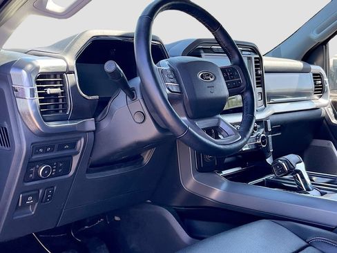 Used 2022 Ford F150 Lariat w/ Equipment Group 502A High RWD image 9