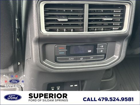 Used 2025 Volkswagen Atlas Peak Edition SE AWD/4WD image 21