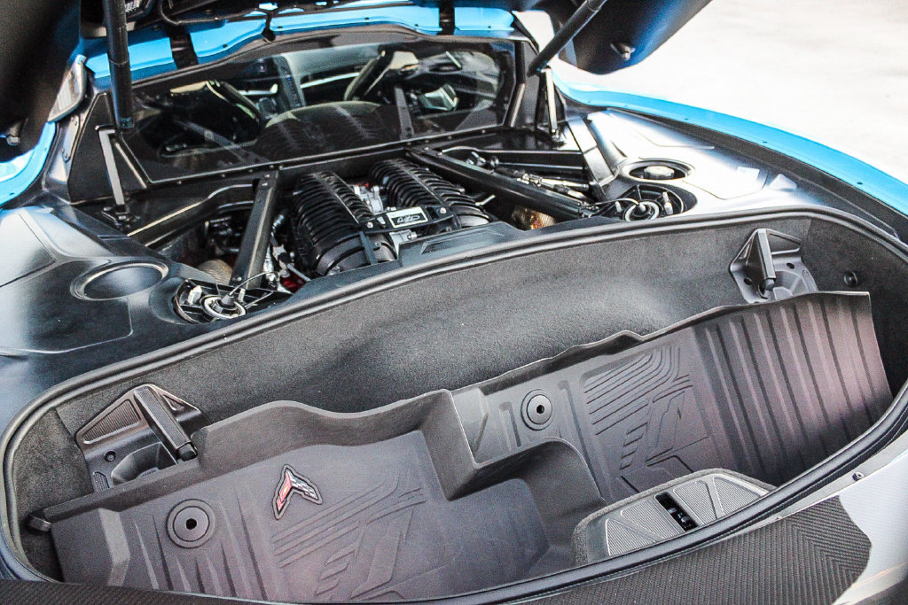 Used 2024 Chevrolet Corvette Z06 RWD image 24