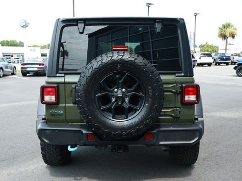 Certified 2024 Jeep Wrangler Unlimited AWD/4WD image 7