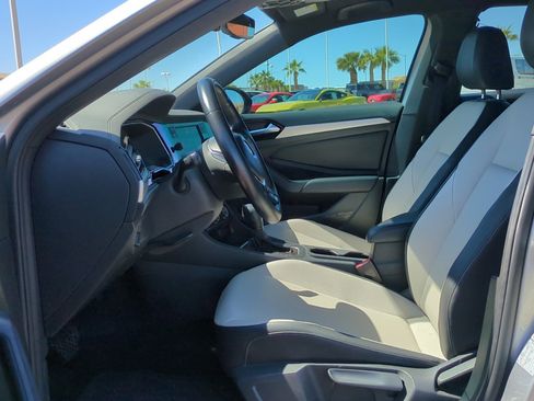 Used 2020 Volkswagen Jetta R-Line image 16