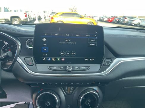Certified 2024 Chevrolet Blazer LT w/ Convenience Package image 26