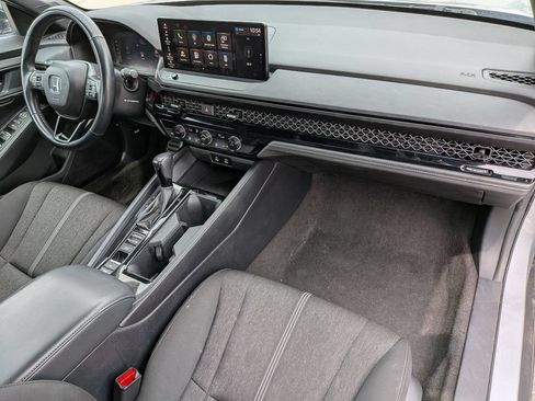 Used 2024 Honda Accord Sport image 30