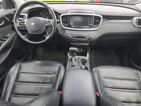 Used 2020 Kia Sorento EX FWD image 21