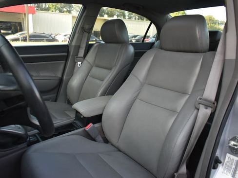 Used 2011 Honda Civic EX-L image 23