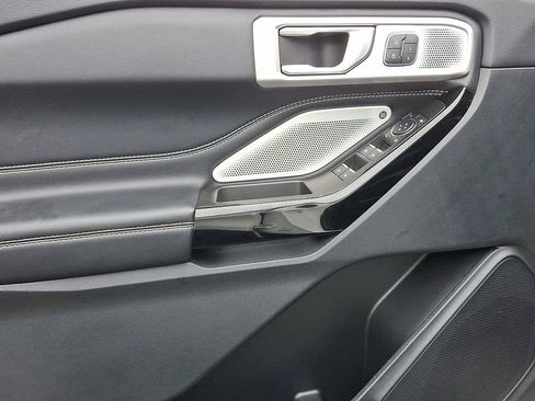 Certified 2022 Ford Explorer ST w/ Equipment Group 401A image 13