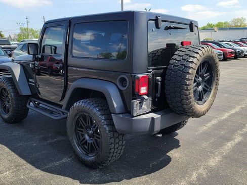 Used 2015 Jeep Wrangler Sport w/ Quick Order Package 24S AWD/4WD image 4