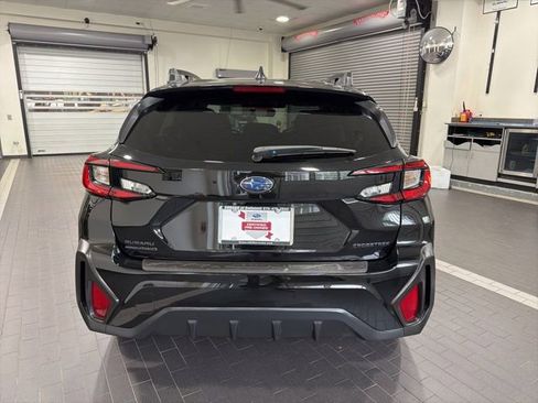 Used 2026 Subaru Crosstrek 2.0i Premium AWD/4WD image 4