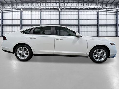 New 2026 Honda Accord LX image 7