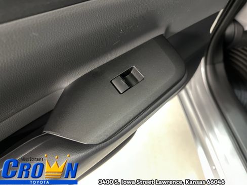 New 2026 Toyota Prius LE image 24