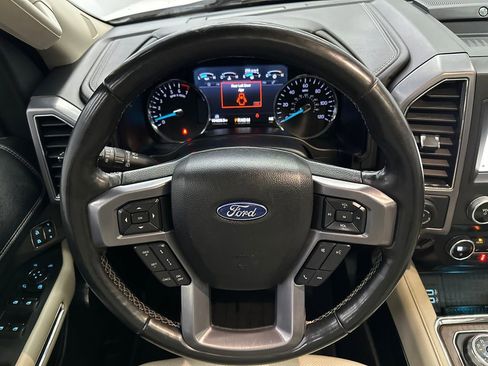 Used 2019 Ford Expedition Max Platinum image 29