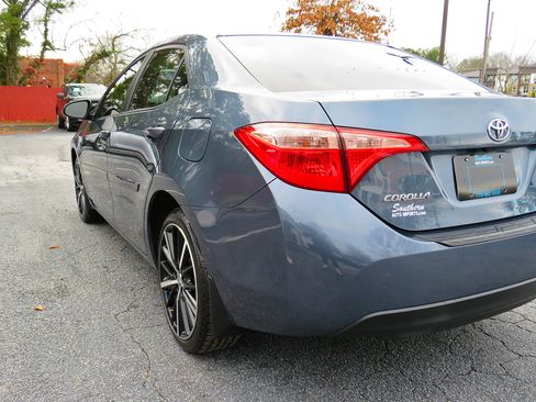 Used 2017 Toyota Corolla LE w/ Carpet Mat Package (TMS) image 33